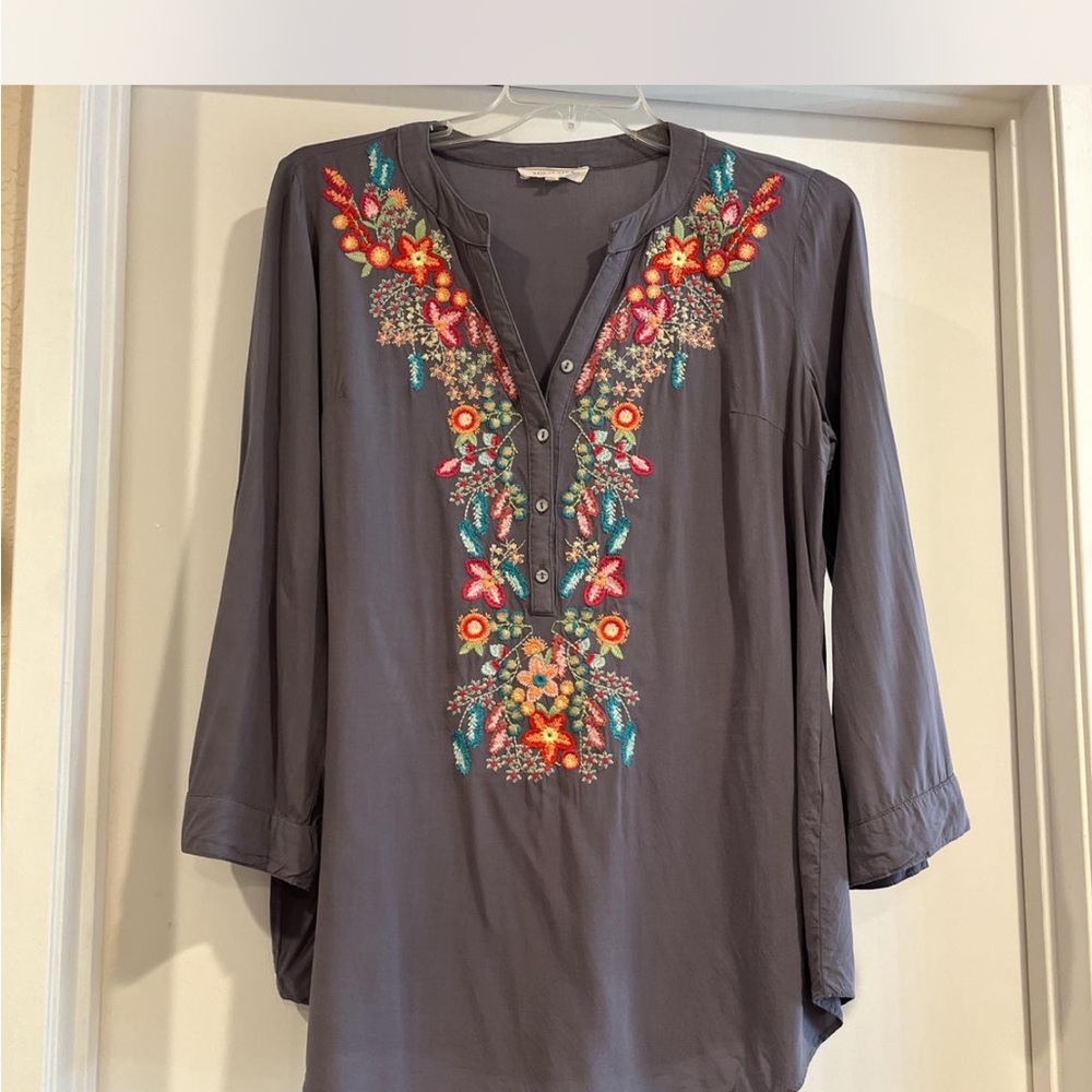 Solitaire Gray Boho Embroidered Tunic Top 3/4 Sleeve L - Picture 2 of 7